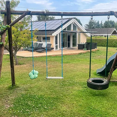 4 Bedroom Cozy In 度假居 *